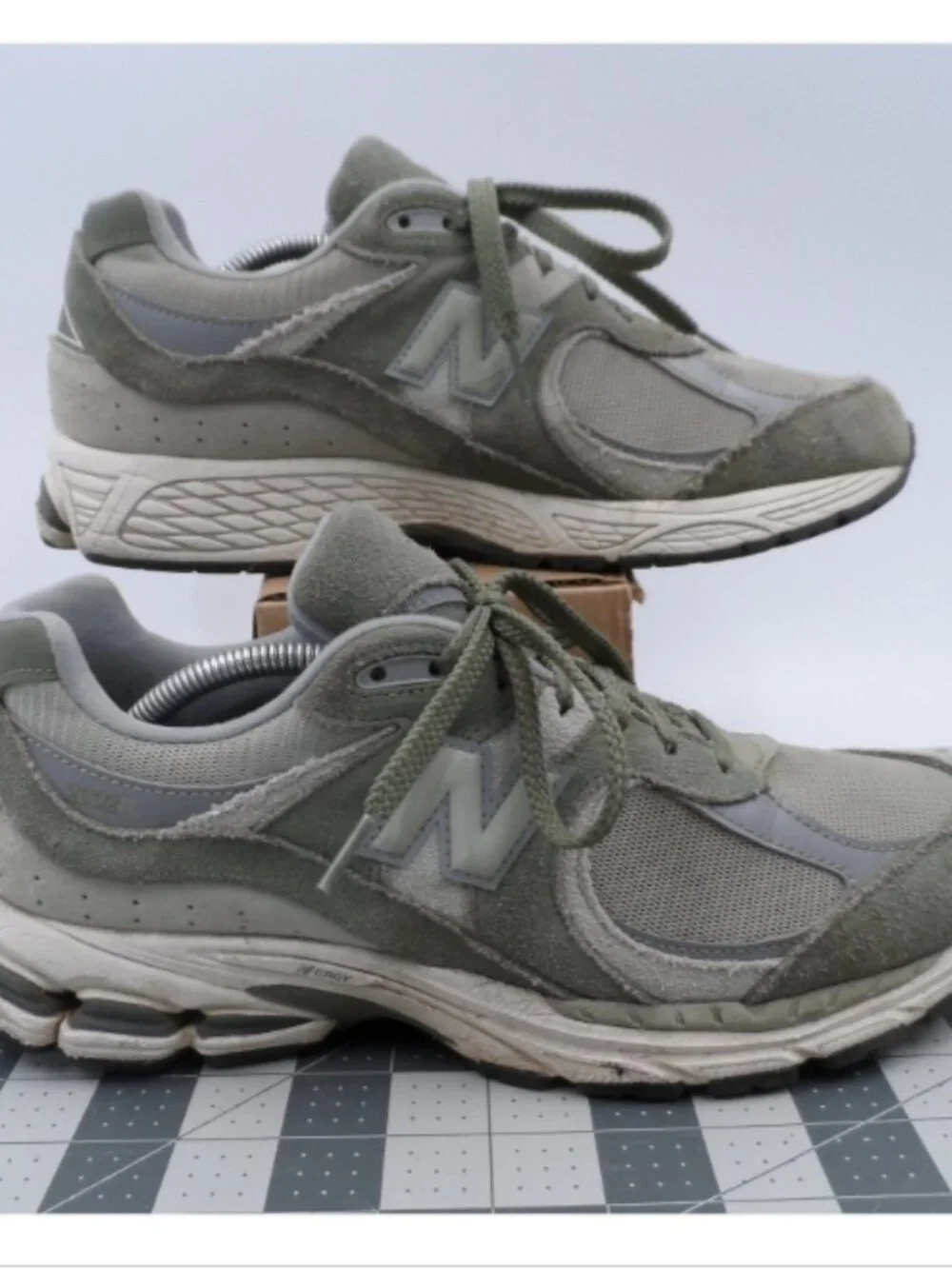 New Balance U2002RCA Running Shoes Dark Olive/Grey Men Size 10.5 Women 12